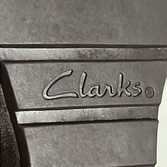 🔥🔥Clarks Artisan Dark Brown Leather Suede Ankle Booties - Wedge Boots - Sz 10M - Picture 9 of 10